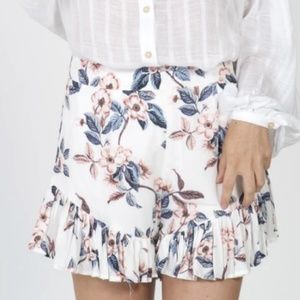 (Somedays Lovin) White Floral High waist Shorts